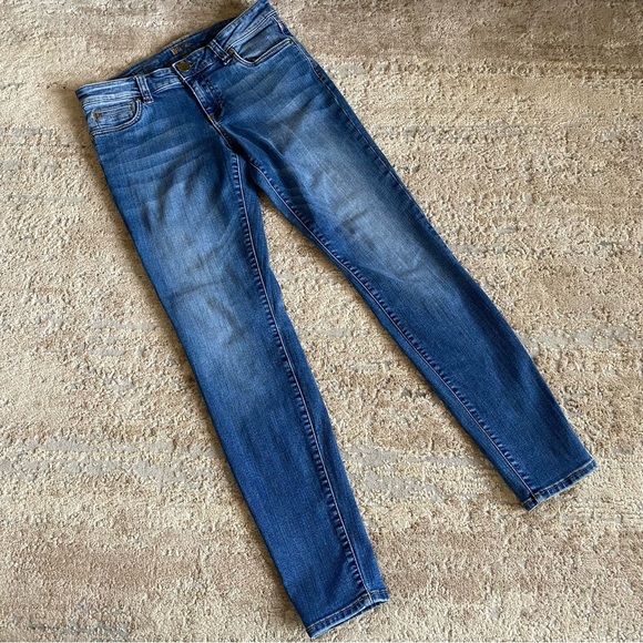 Kut from the Kloth Diana Skinny Jeans Medium Wash: 6 - Picture 2 of 12
